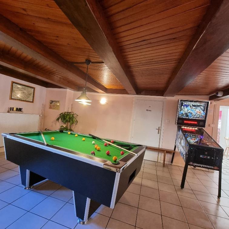 Gite Jonquille, 2 A 8 Personnes Avec Salle De Jeux Et Spa Dans La Residence Вантрон Экстерьер фото